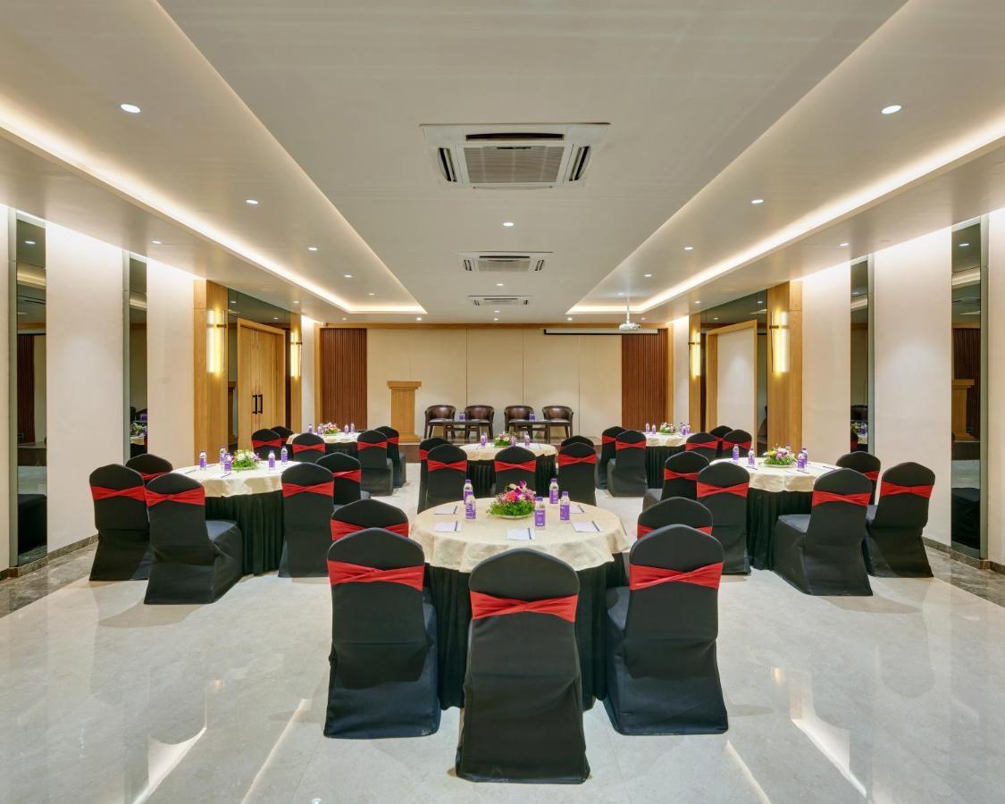 Regenta Place Raysons קולהאפור מראה חיצוני תמונה
